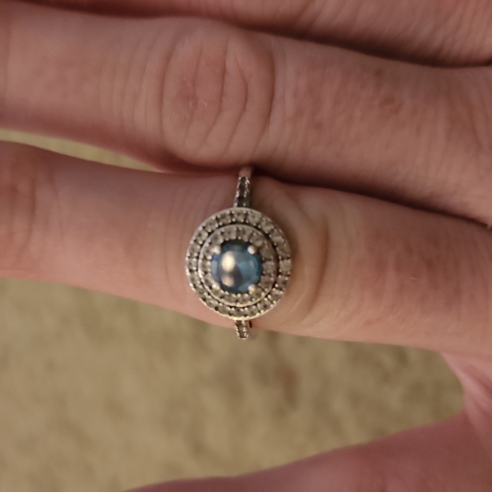 White gold ring